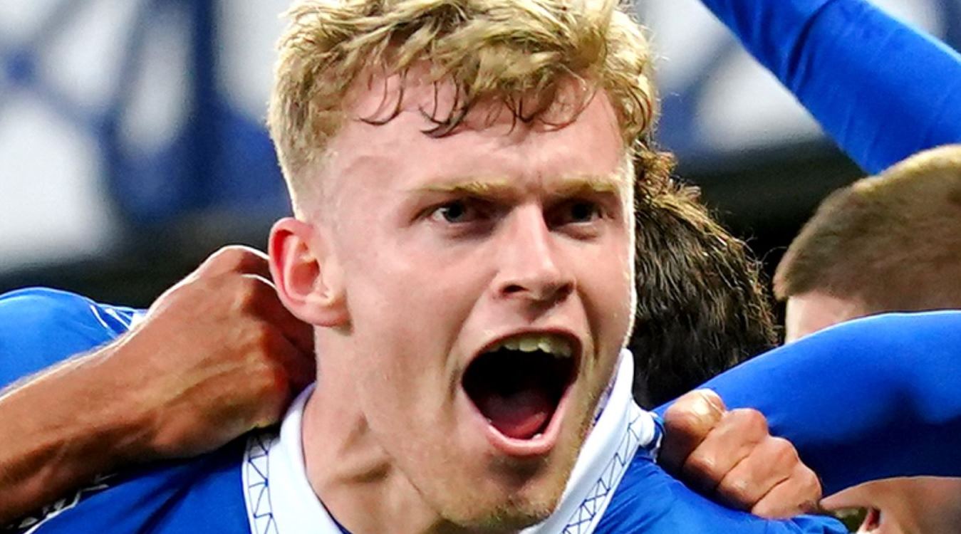 Everton Pagari Jarrad Branthwaite! Buat The Reds dan Setan Merah Gigit Jari